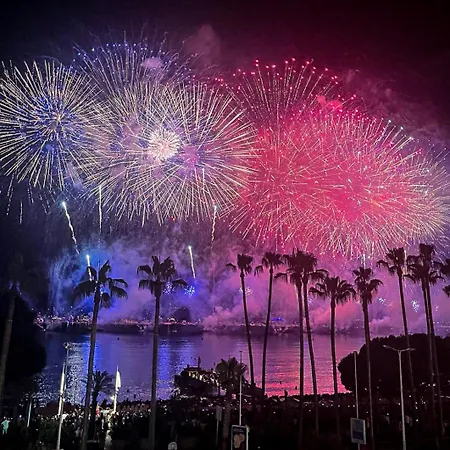 아파트 Croisette Superbe 3p Front De 칸느