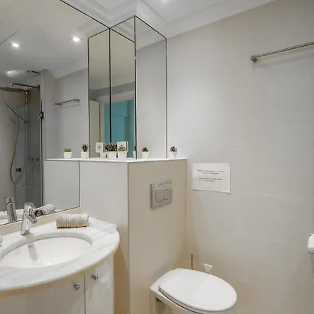 Apartment Croisette Superbe 3p Front De Cannes