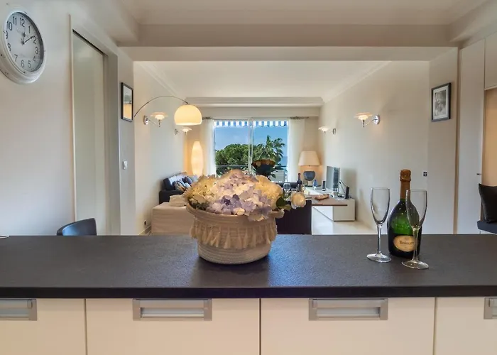 Croisette Superbe 3p Front De