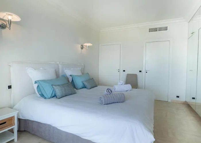 Croisette Superbe 3p Front De