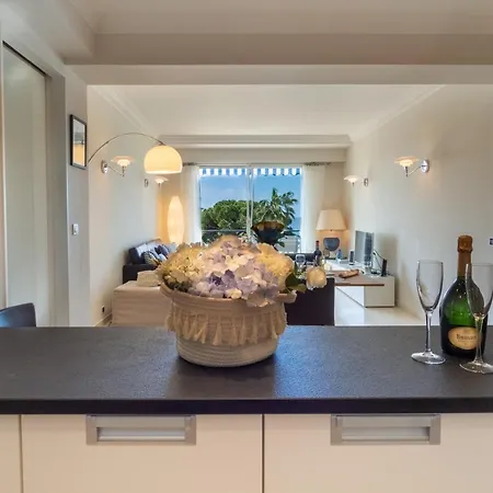 Croisette Superbe 3p Front De